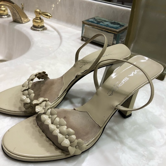 FREE with purchase: Via Spiga heel sandals, 3.5” heel, Size 7.5 - Picture 2 of 8